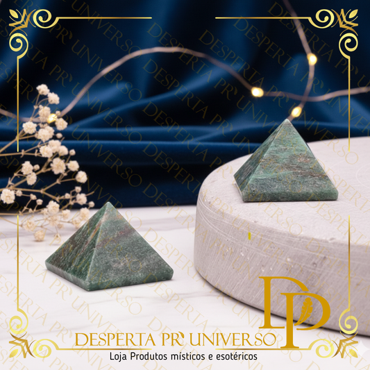 Pirâmide de Fuchsita – Cura, Renovação e Energia do Coração